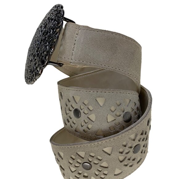 90s Taupe Leather Belt Size S Intricate Laser Cut Out Ornate Silver Buckle VTG - Picture 13 of 14